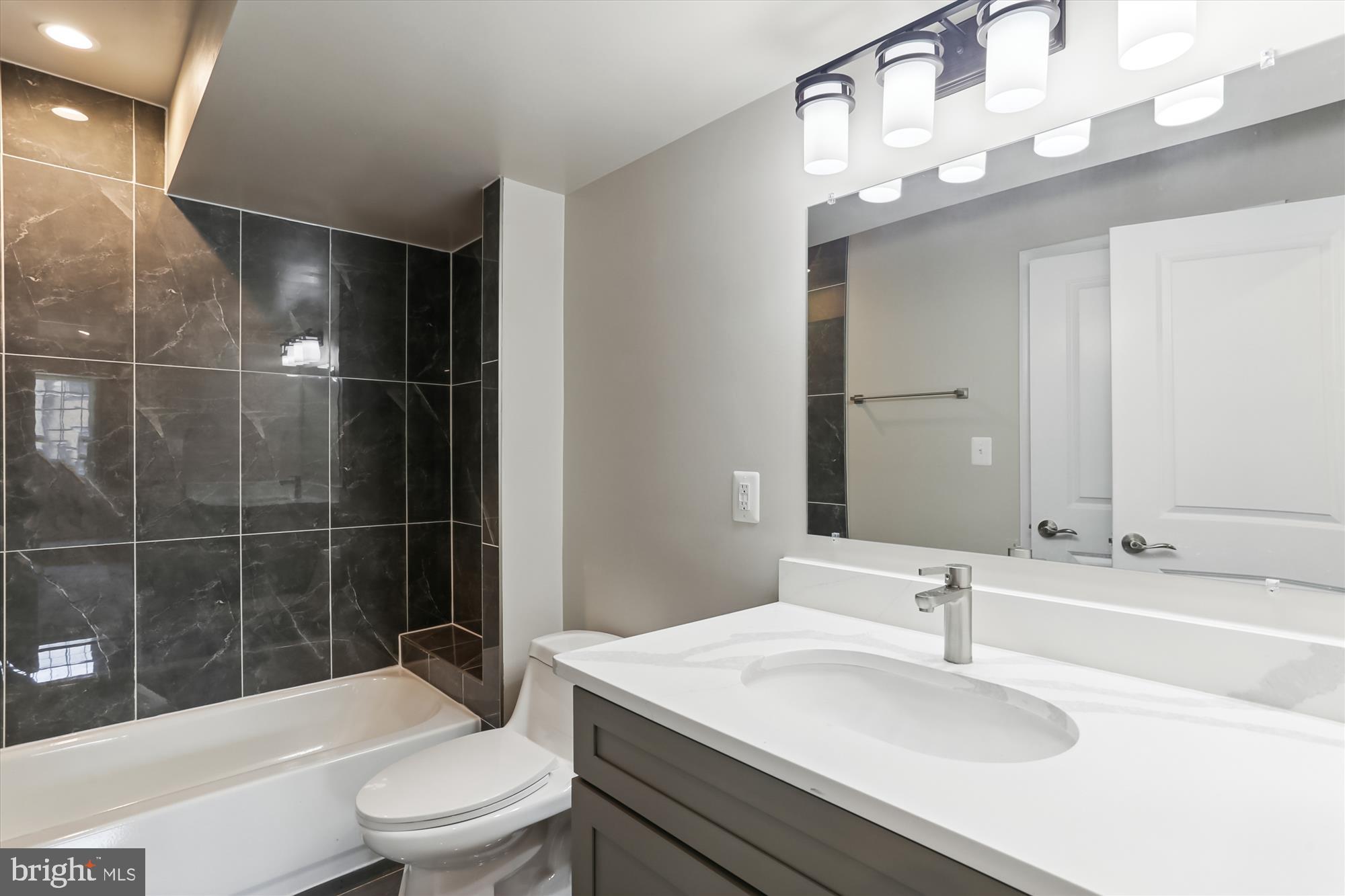 2644 STANTON ROAD SE