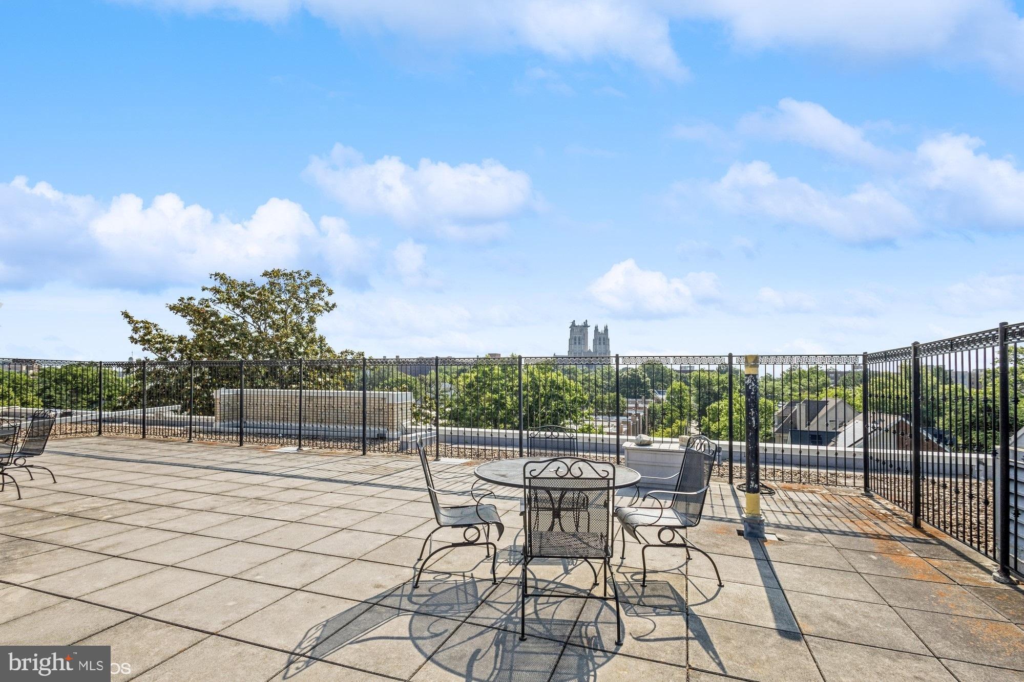 3901 CATHEDRAL AVENUE NW 307