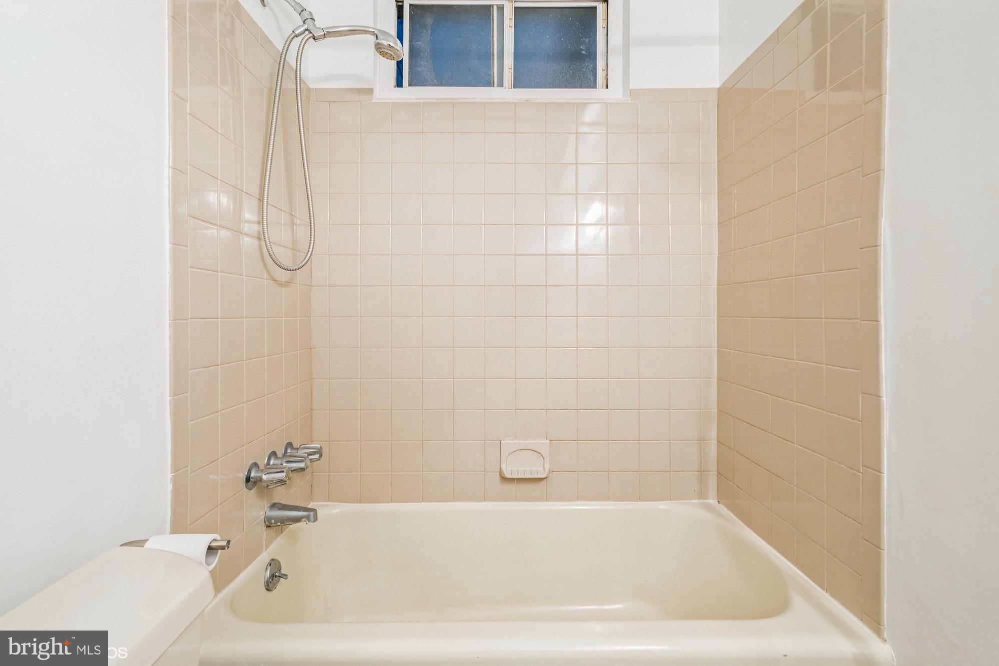 3901 CATHEDRAL AVENUE NW 307