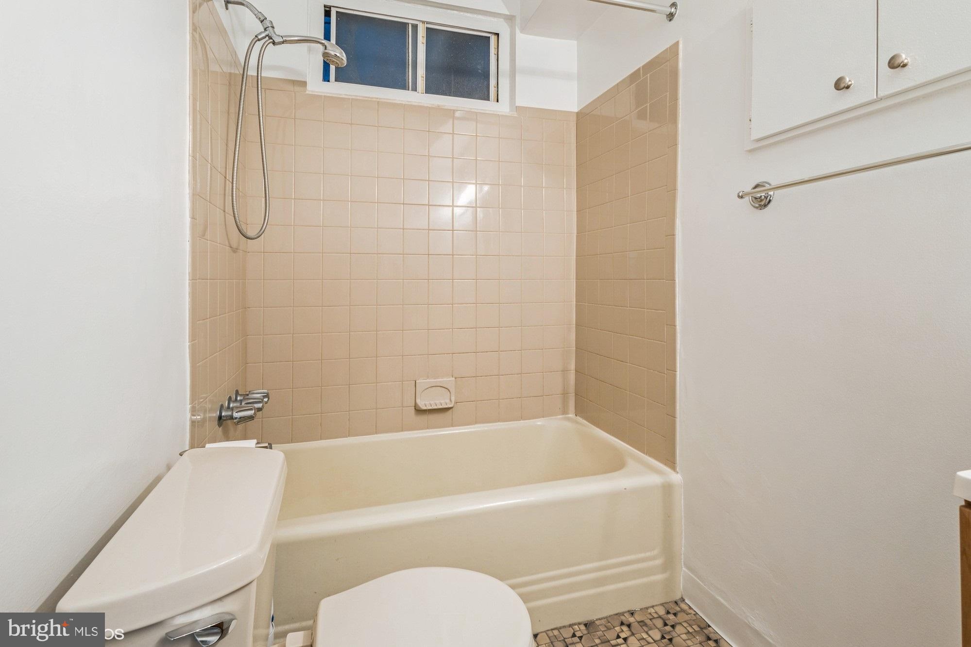 3901 CATHEDRAL AVENUE NW 307