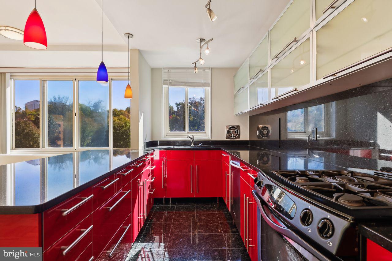 4000 TUNLAW ROAD NW 510