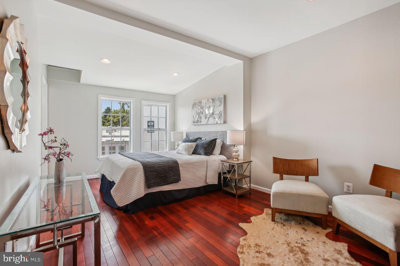 1404 QUINCY STREET NW