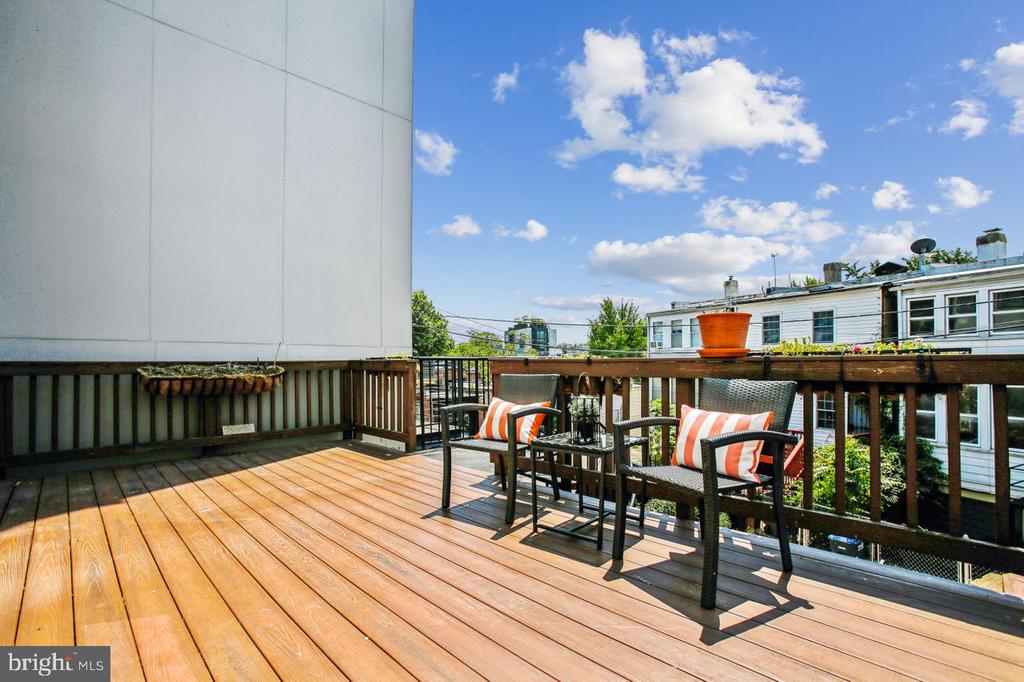 1404 QUINCY STREET NW