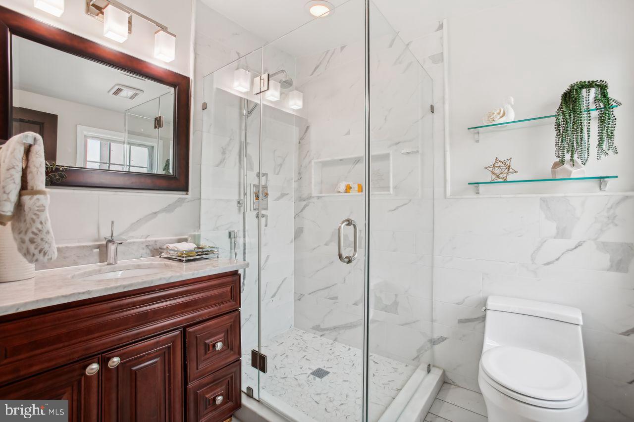 1404 QUINCY STREET NW