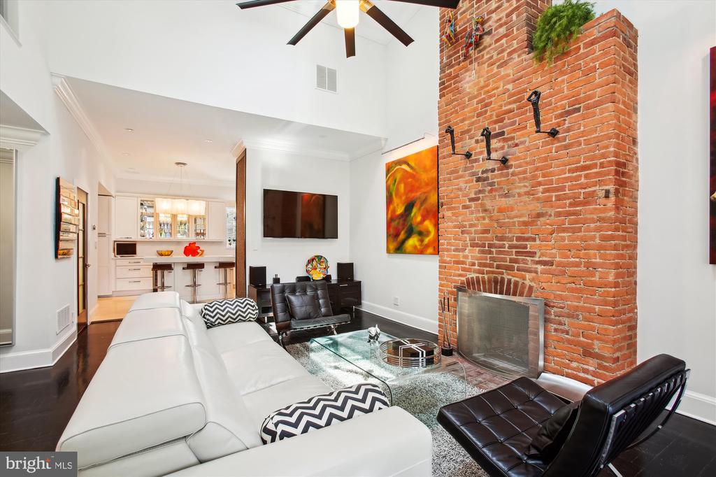 1217 N STREET NW PENTHOUSE