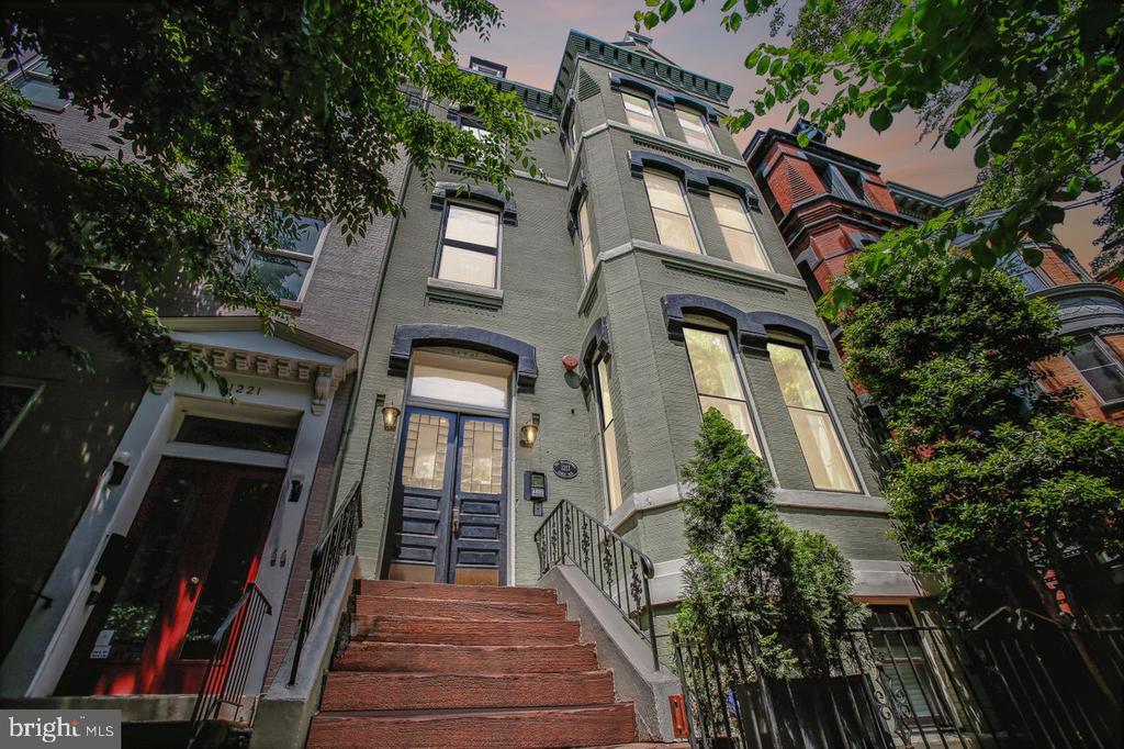 1217 N STREET NW PENTHOUSE