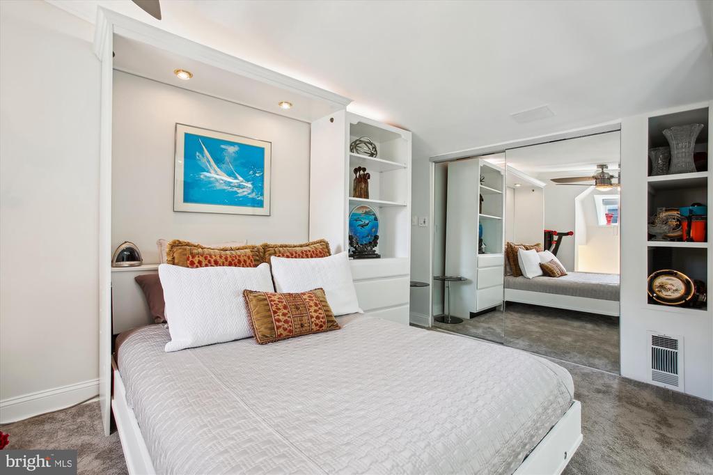 1217 N STREET NW PENTHOUSE