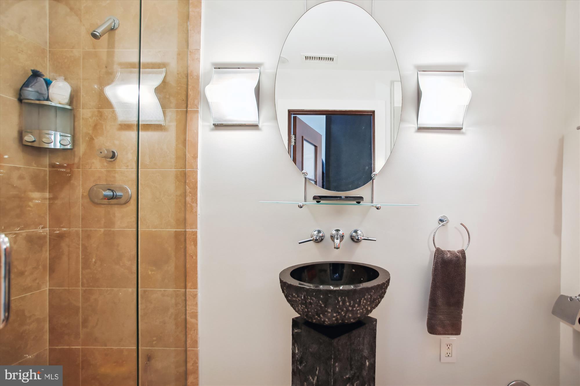 1217 N STREET NW PENTHOUSE