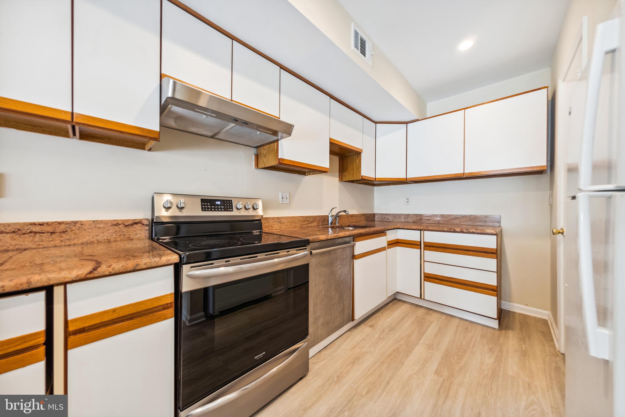 2433 18TH STREET NW 2