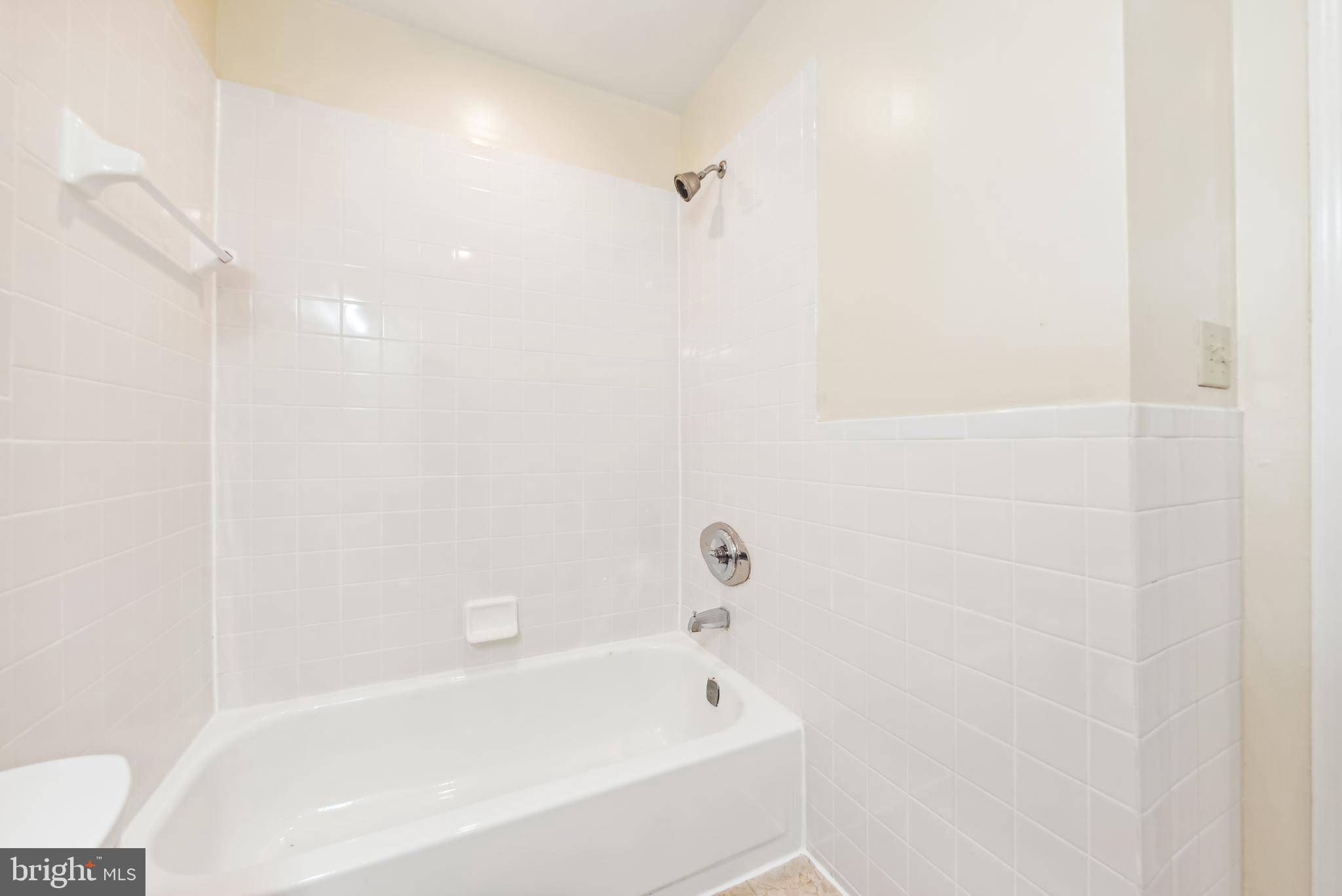 2433 18TH STREET NW 2