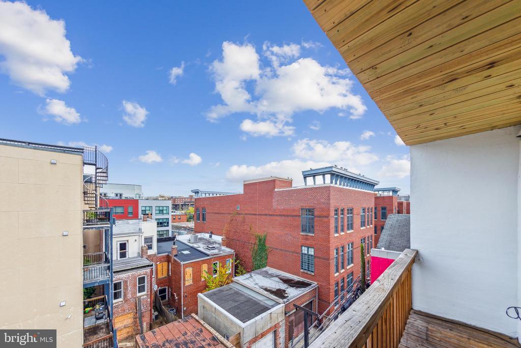 2433 18TH STREET NW 2