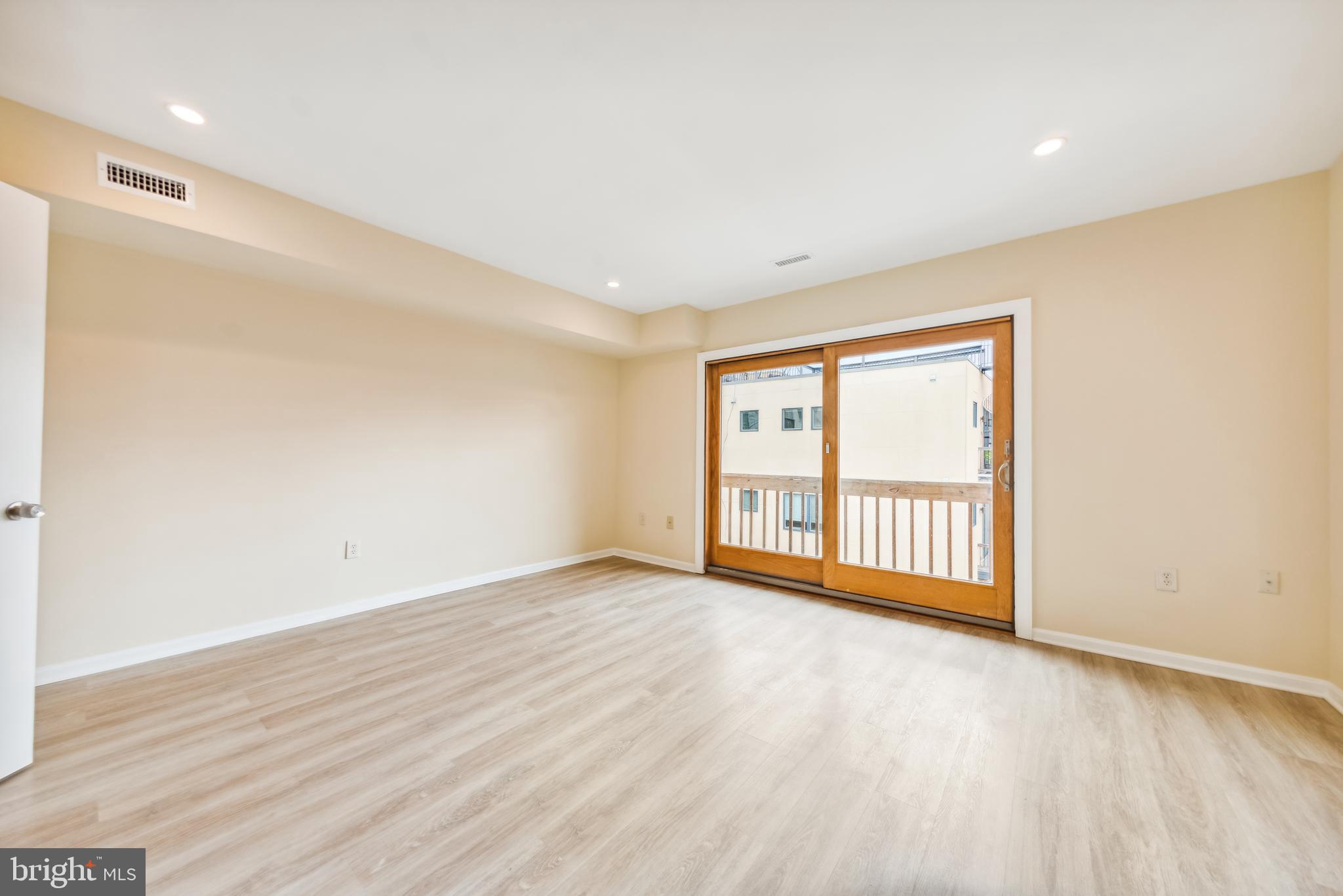 2433 18TH STREET NW 2