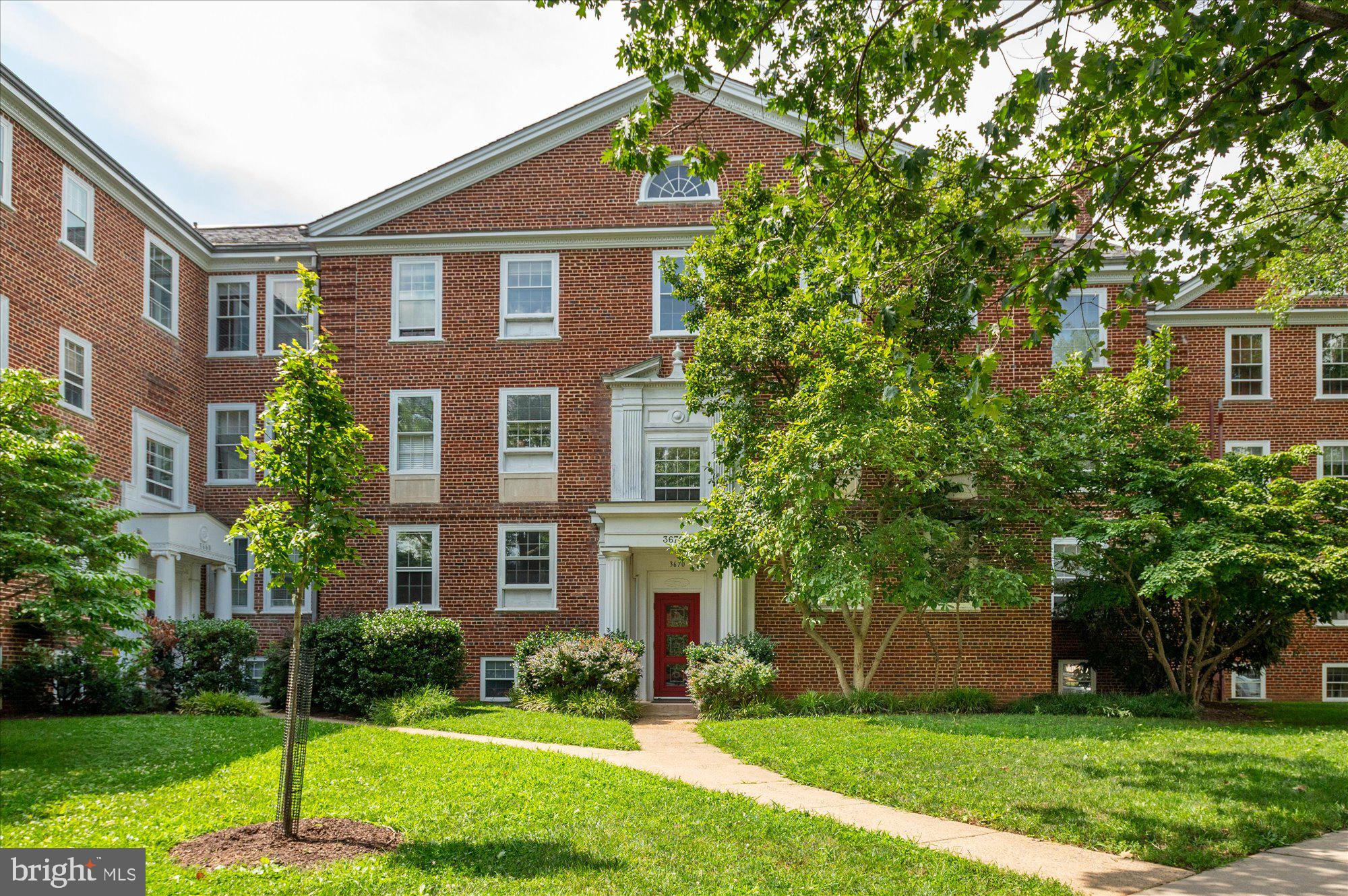 3670 38TH STREET NW B248