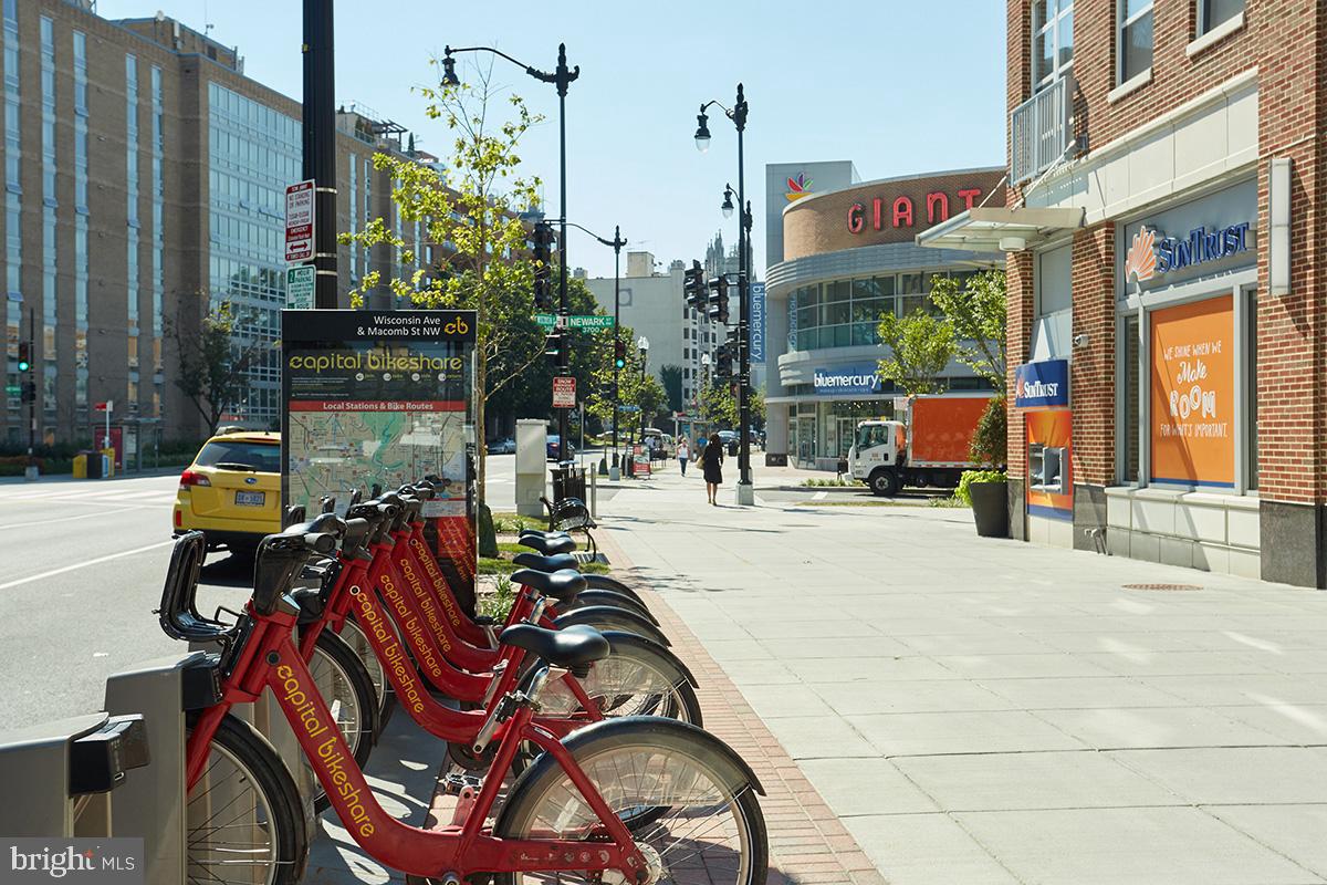 3670 38TH STREET NW B248