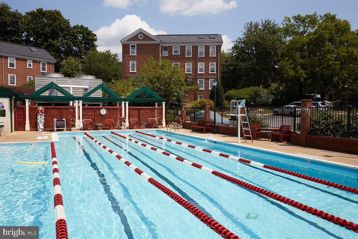 3670 38TH STREET NW B248