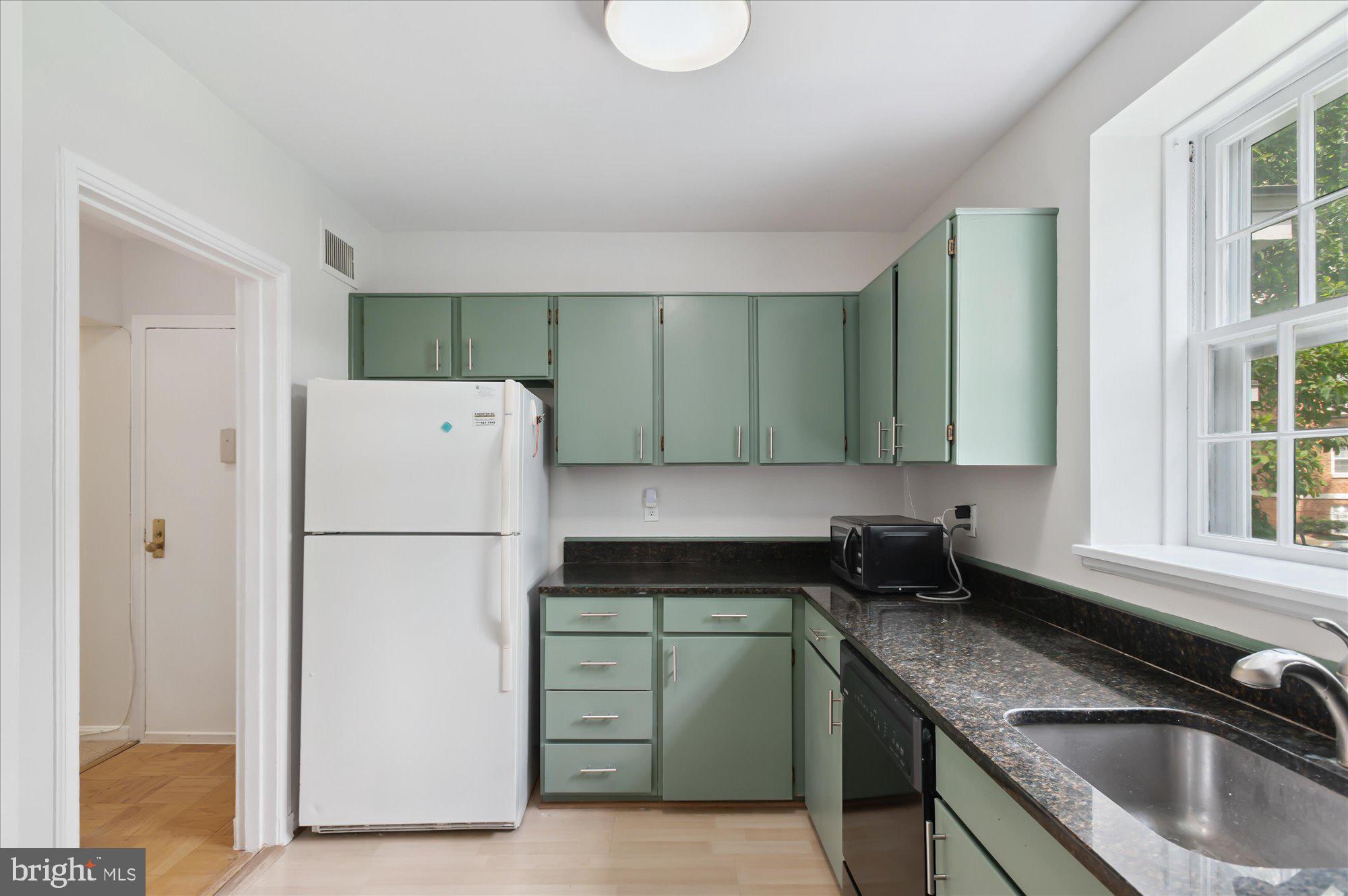 3670 38TH STREET NW B248