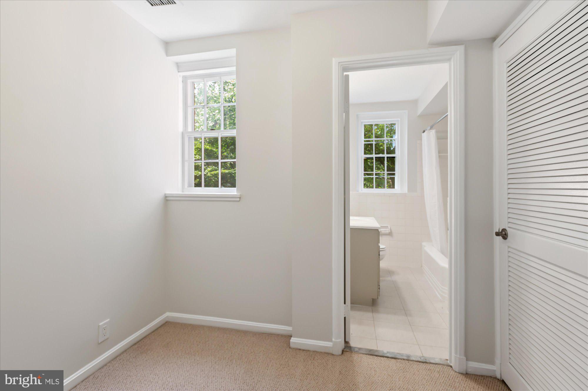 3670 38TH STREET NW B248