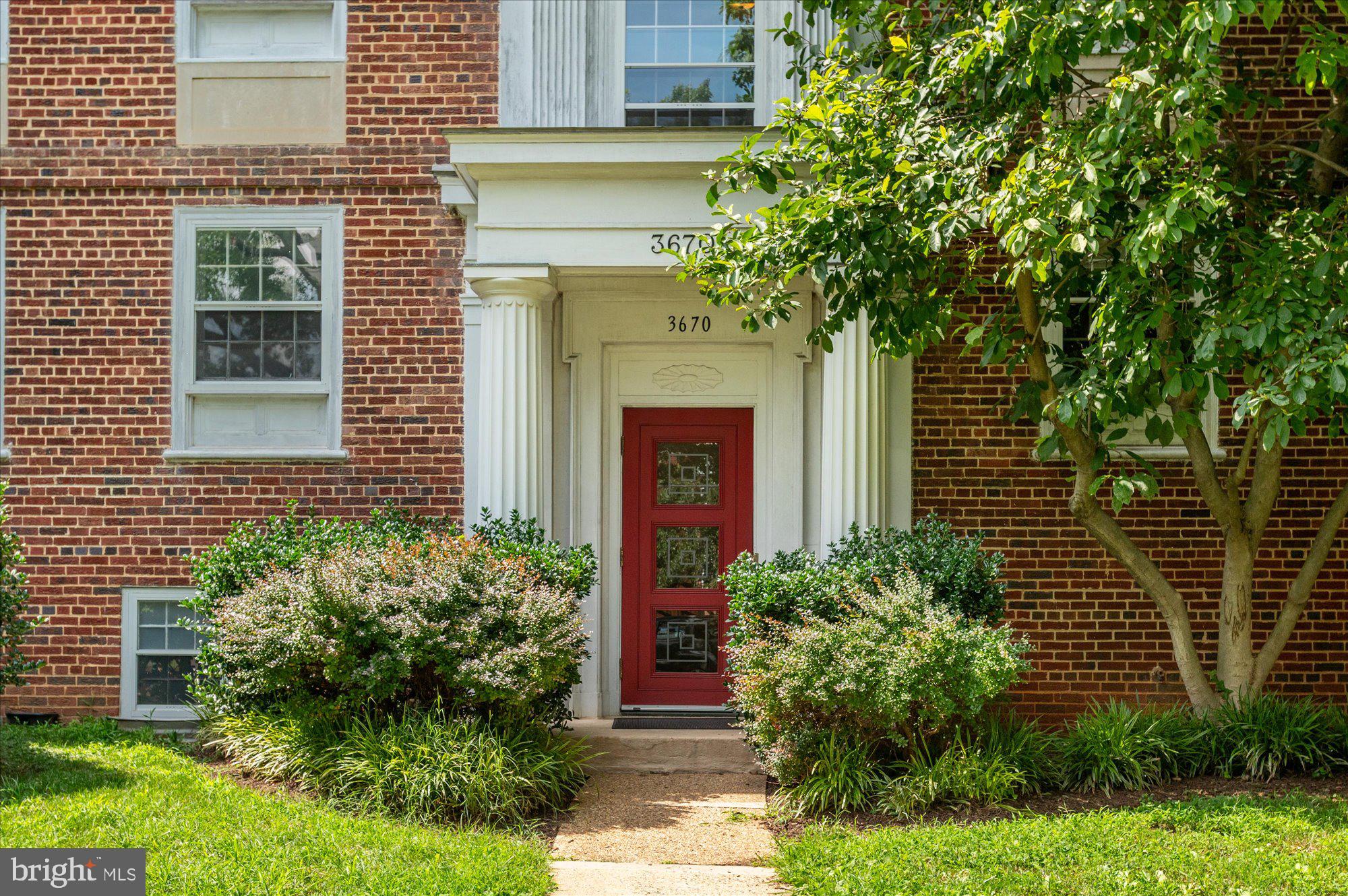 3670 38TH STREET NW B248