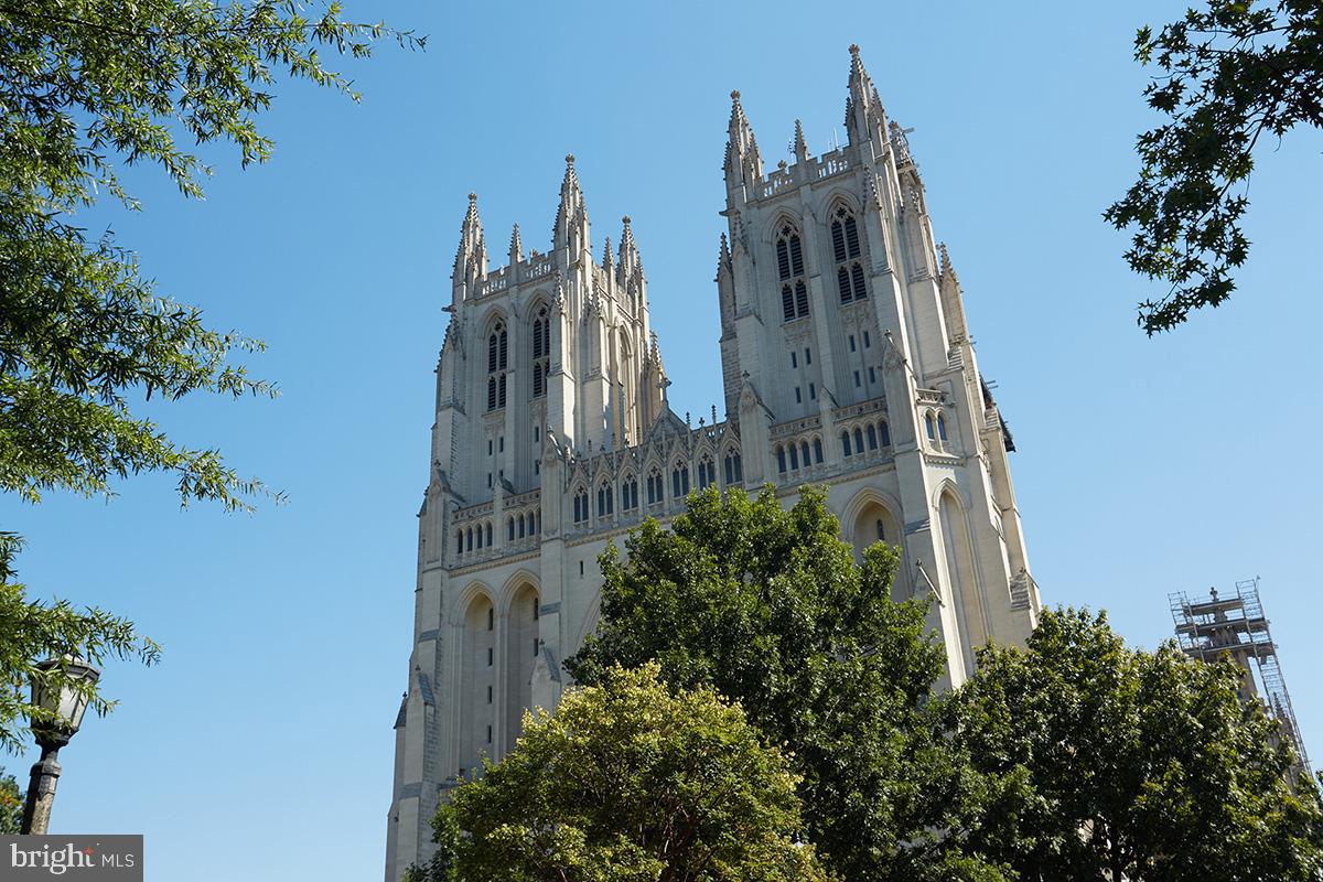 3670 38TH STREET NW B248