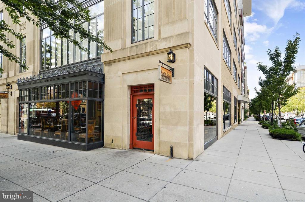 1419 R STREET NW 20