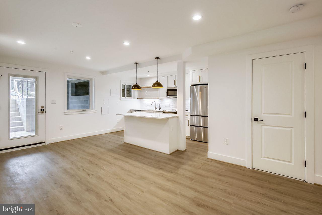 4416 15TH STREET NW UNIT B