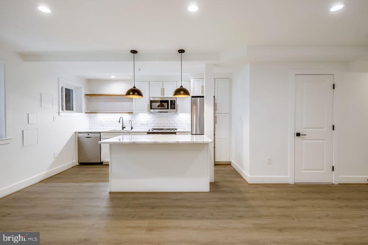 4416 15TH STREET NW UNIT B