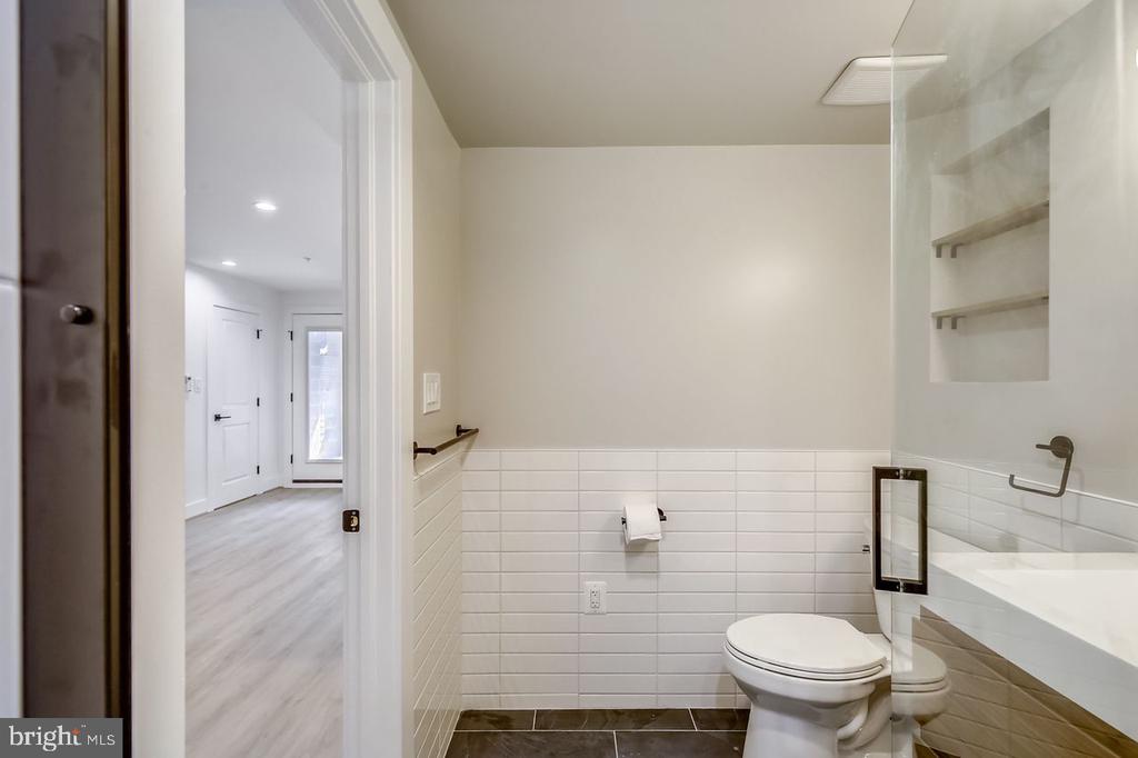 4416 15TH STREET NW UNIT B