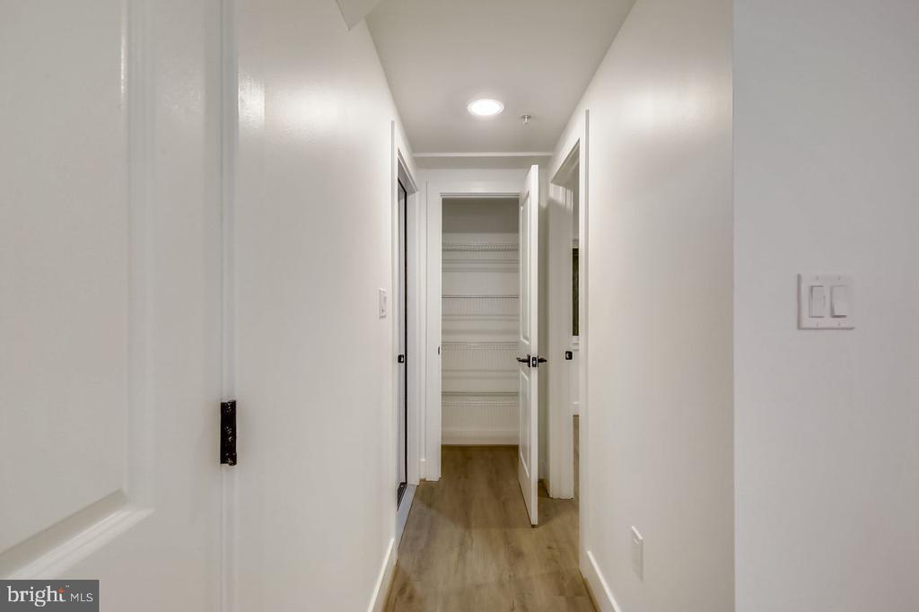 4416 15TH STREET NW UNIT B