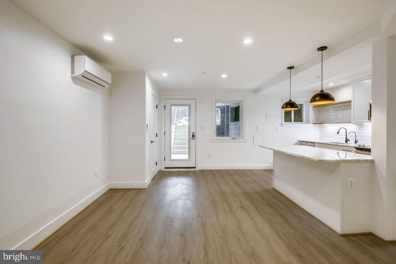 4416 15TH STREET NW UNIT B