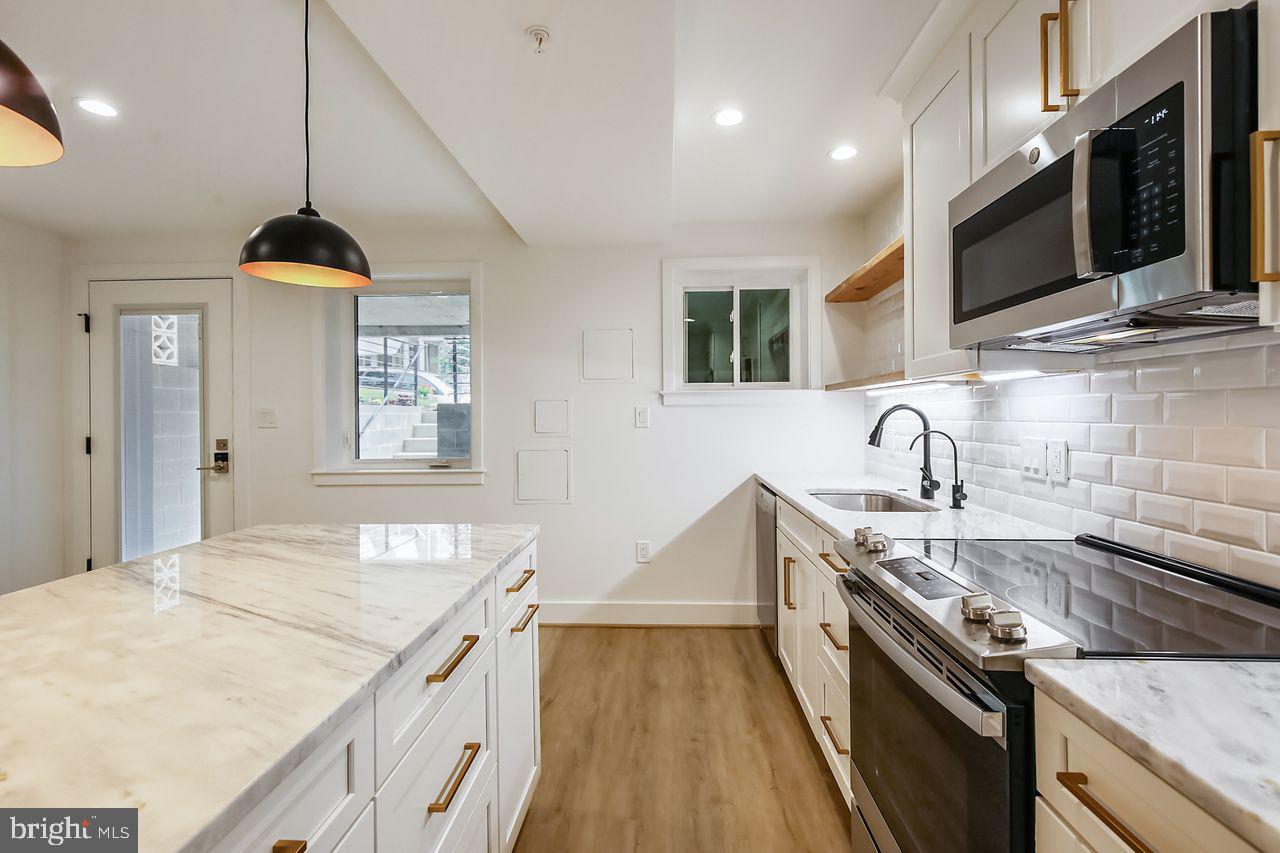 4416 15TH STREET NW UNIT B