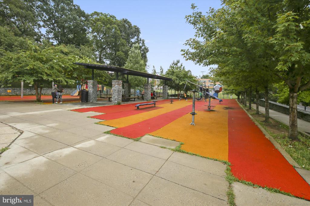 4416 15TH STREET NW UNIT B
