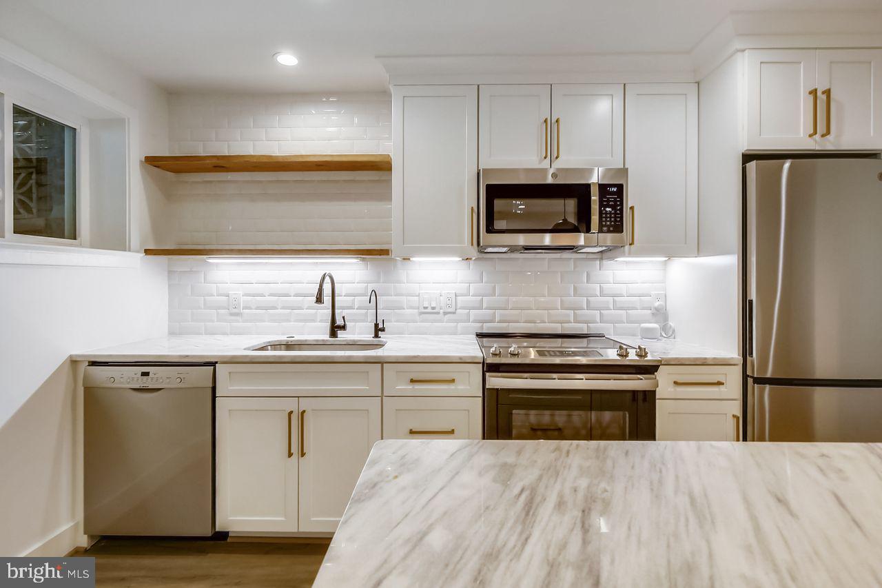 4416 15TH STREET NW UNIT B