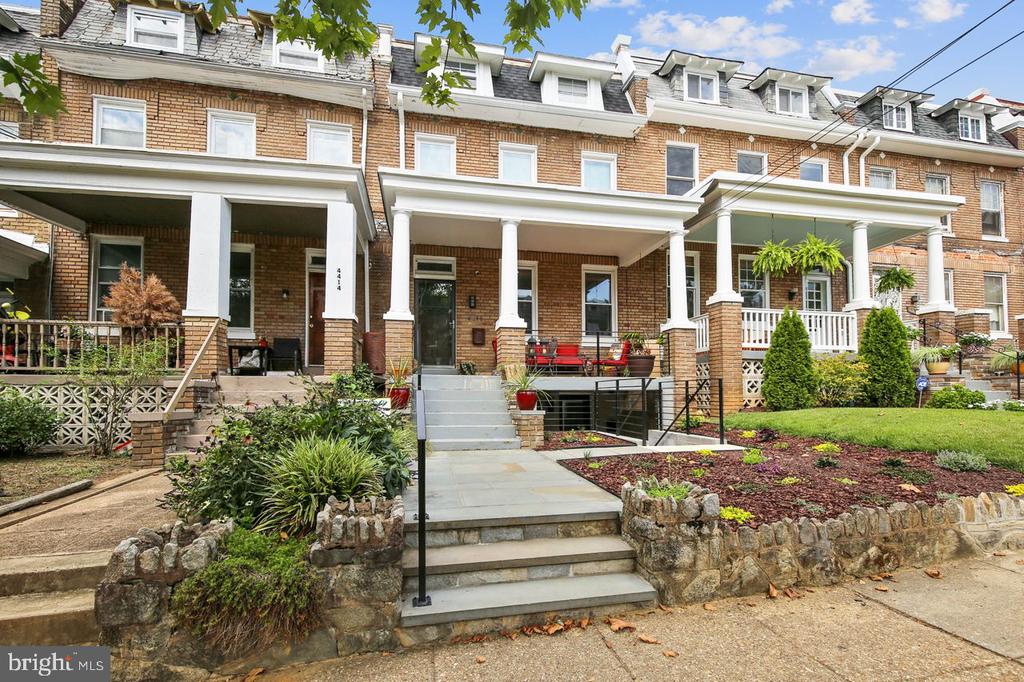 4416 15TH STREET NW UNIT B