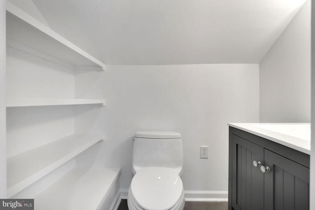 1329 DELAFIELD PLACE NW
