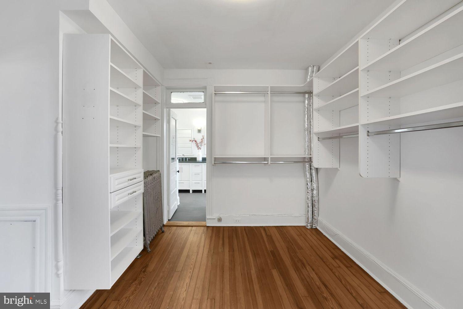 1329 DELAFIELD PLACE NW