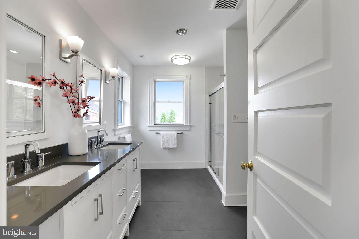 1329 DELAFIELD PLACE NW