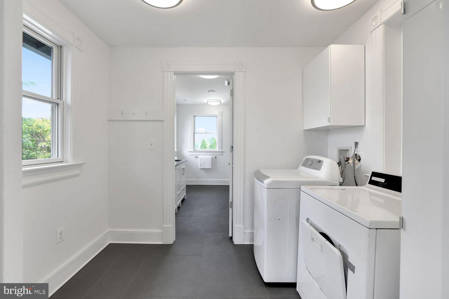 1329 DELAFIELD PLACE NW