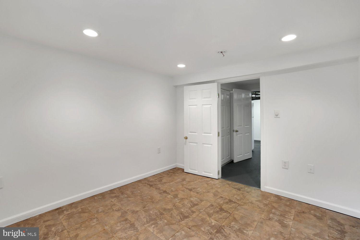 1329 DELAFIELD PLACE NW