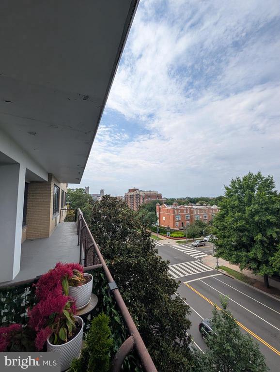 3601 WISCONSIN AVENUE NW 502