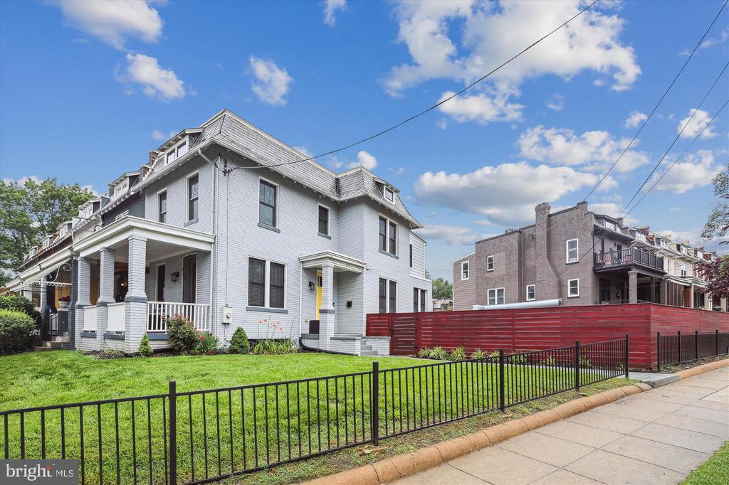 265 MISSOURI AVENUE NW