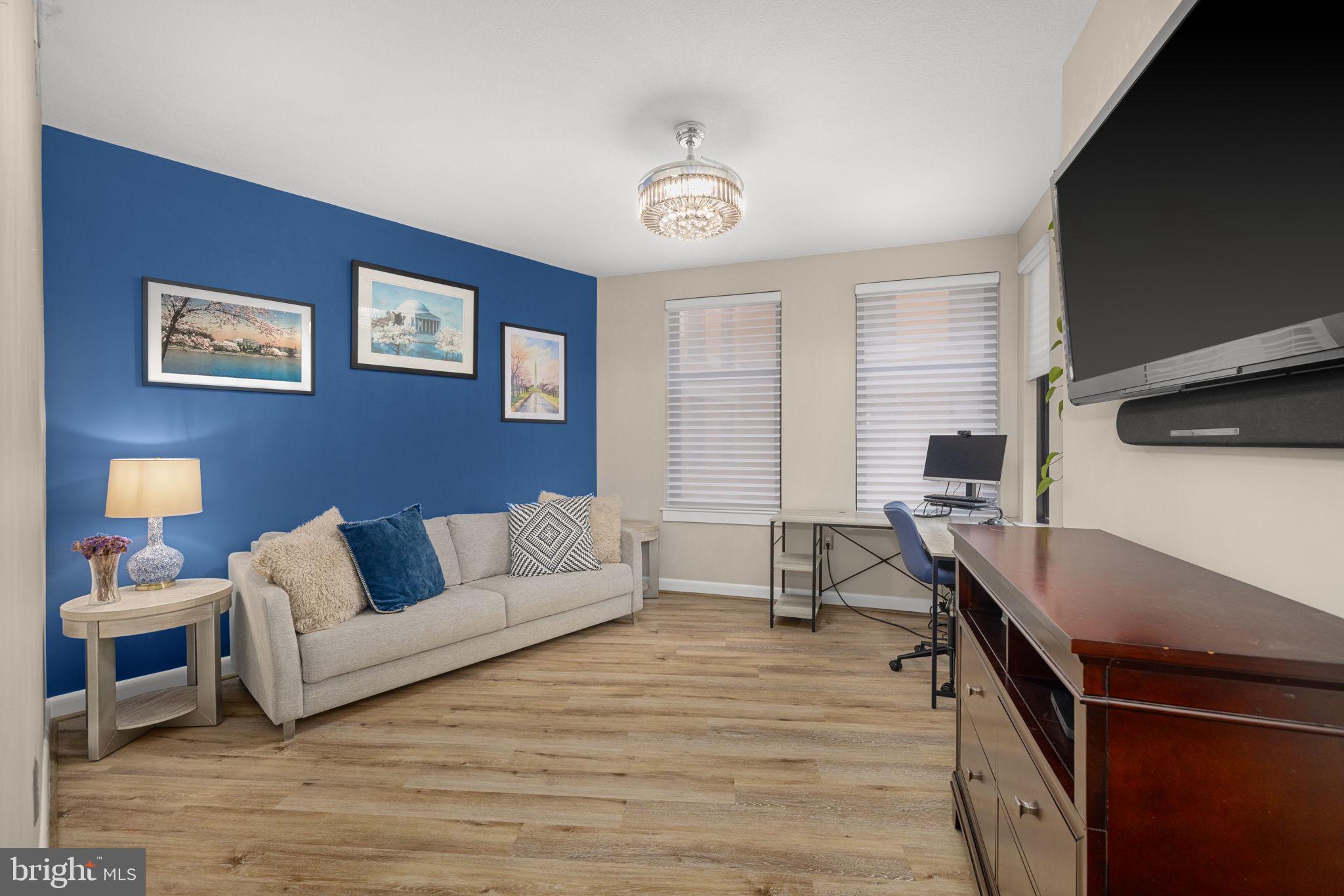 400 MASSACHUSETTS AVENUE NW 1011