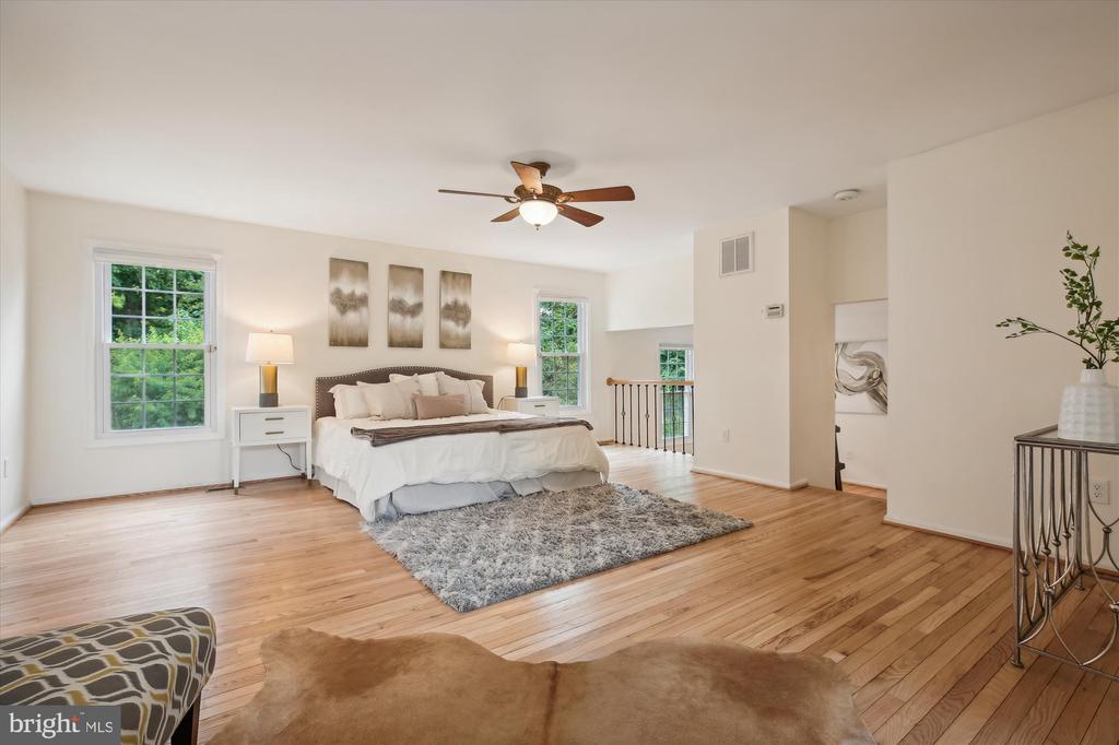 1110 HALESWORTH DRIVE