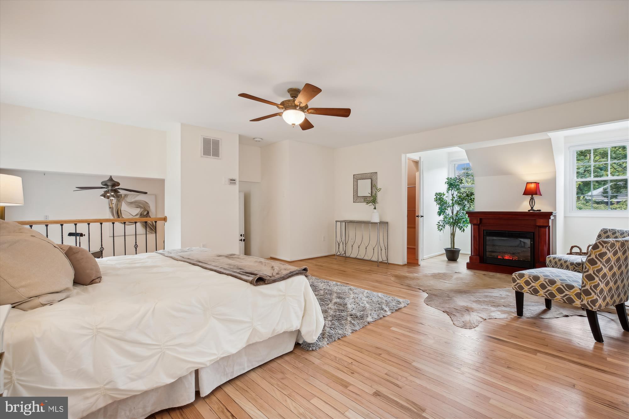 1110 HALESWORTH DRIVE