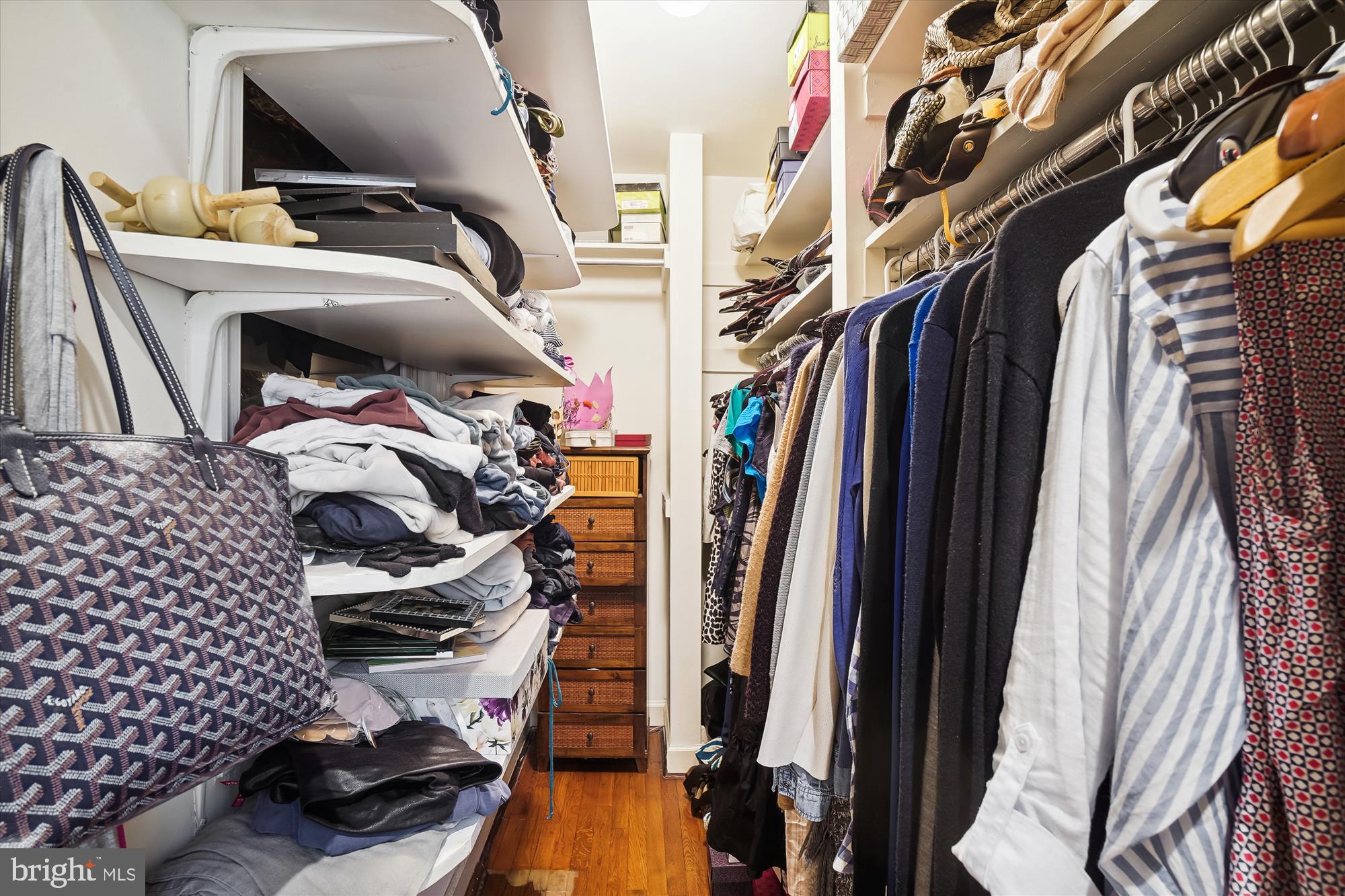 5215 BROOKEWAY DRIVE