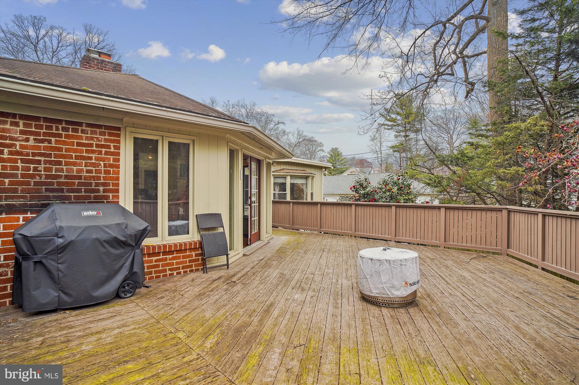 5215 BROOKEWAY DRIVE