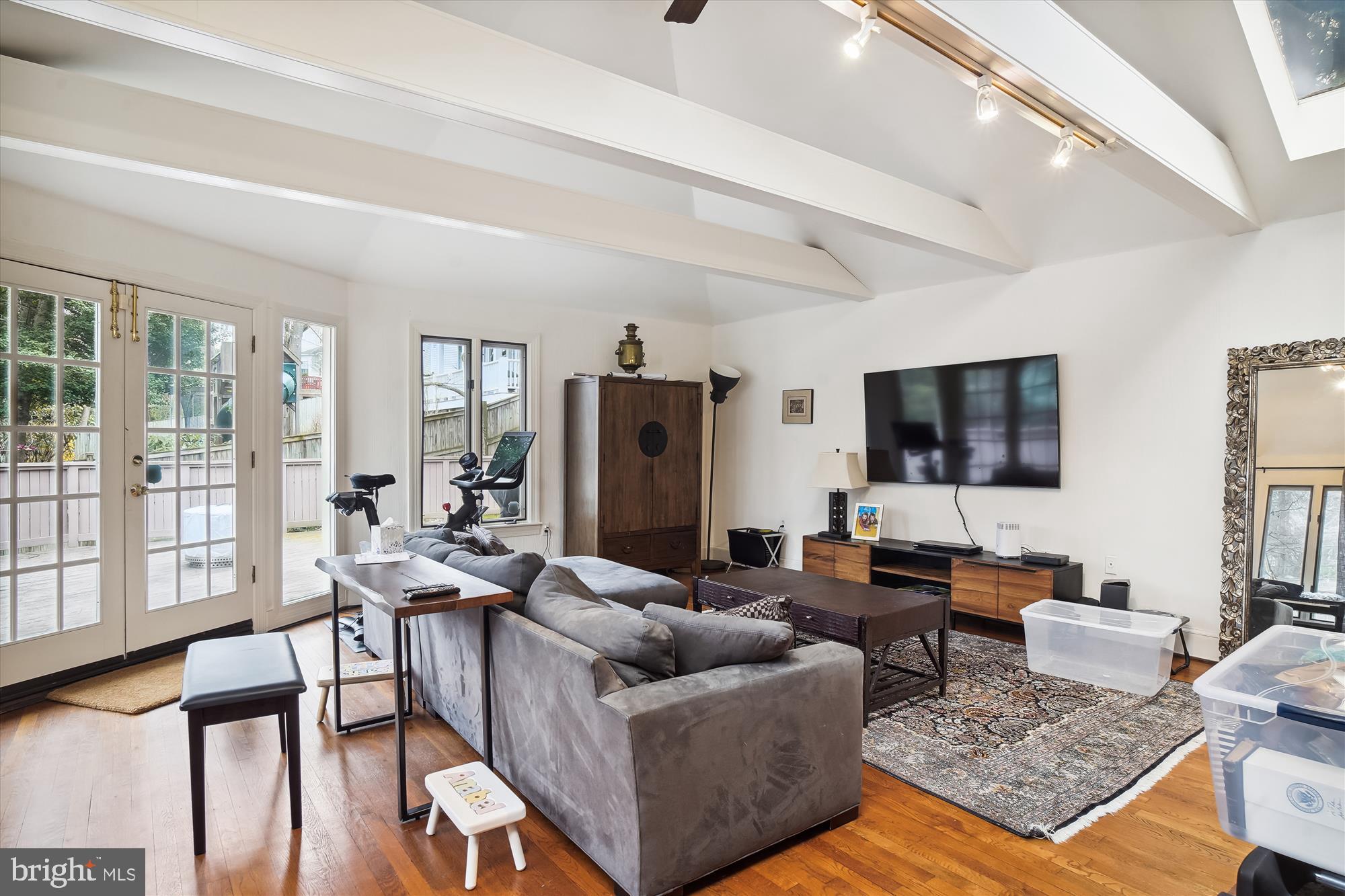 5215 BROOKEWAY DRIVE