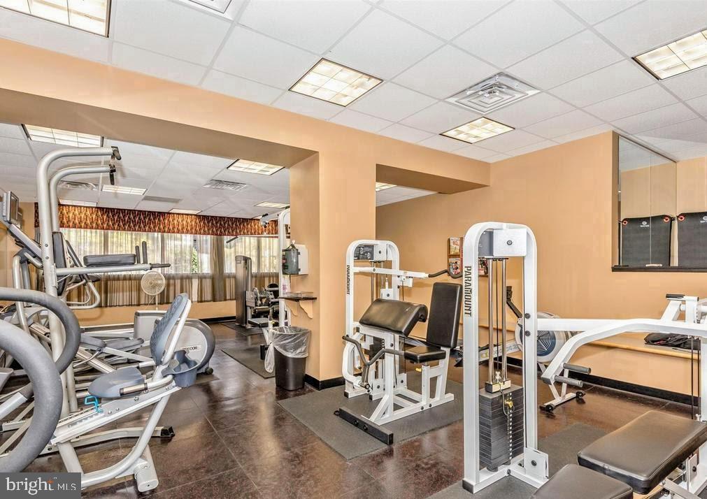 1220 BLAIR MILL ROAD 1007