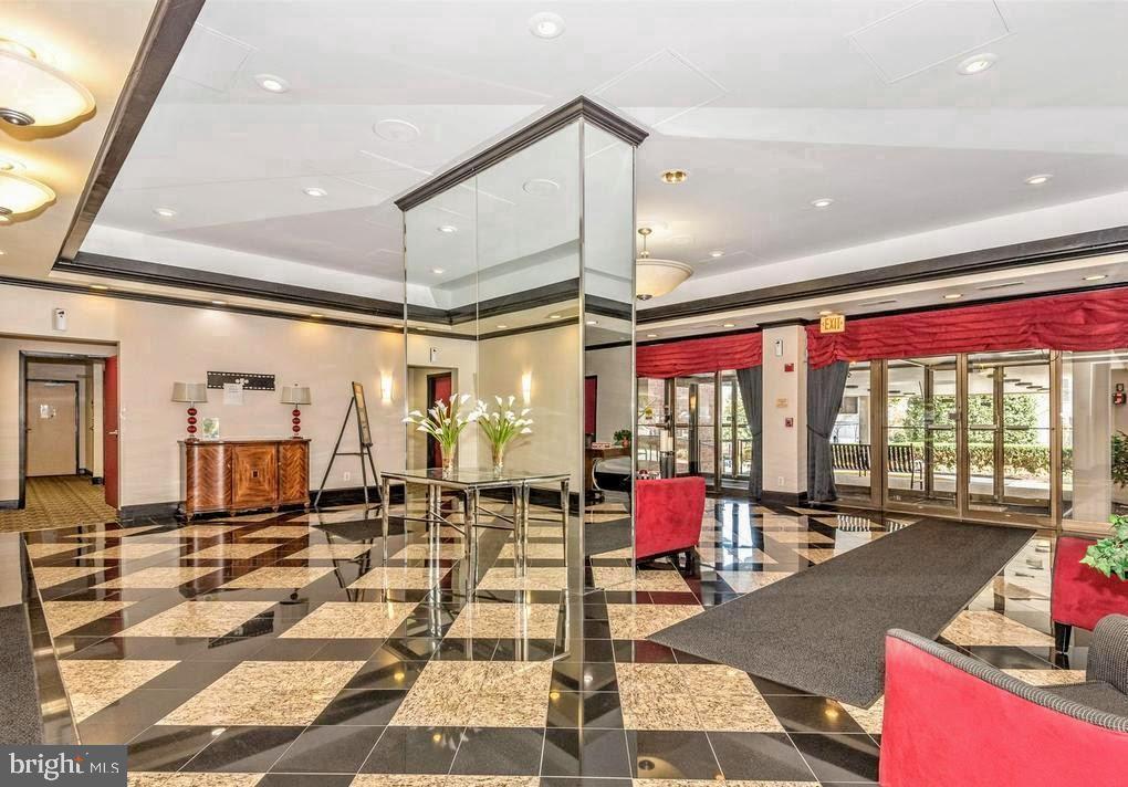 1220 BLAIR MILL ROAD 1007