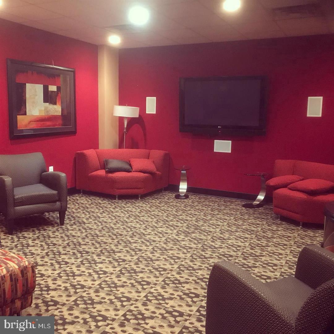 1220 BLAIR MILL ROAD 1007