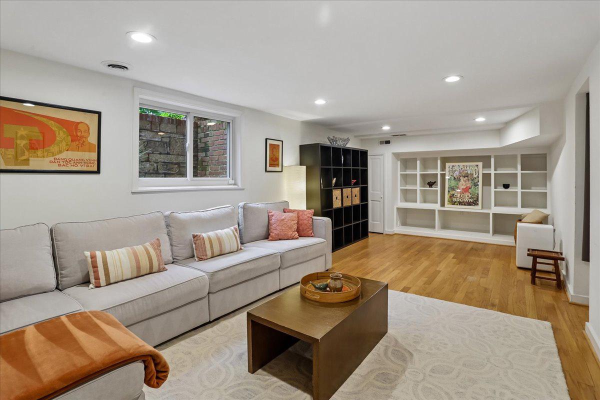 139 HESKETH STREET
